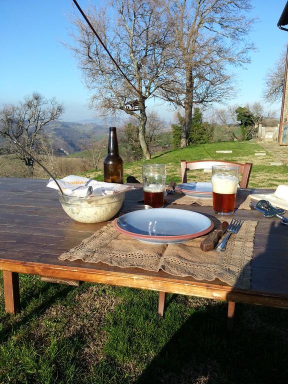 Girfalco Country House Bed and Breakfast Ουρμπίνο Εξωτερικό φωτογραφία