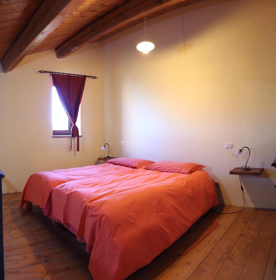 Girfalco Country House Bed and Breakfast Ουρμπίνο Εξωτερικό φωτογραφία